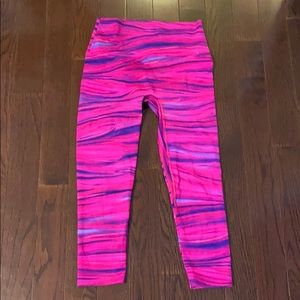 K Deer Capri leggings